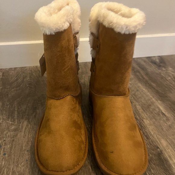 NEW  like Ugg Boots - Picture 7 of 7